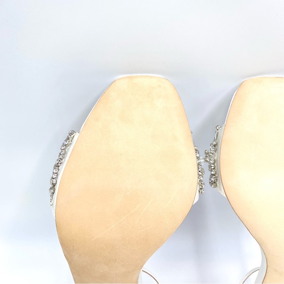 Badgley Mischka Size 10 Rider Soft White Satin‎ Jewel Dress Sandals Heels Shoes - Picture 10 of 14